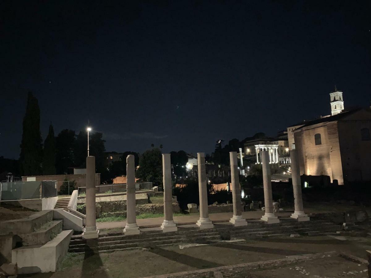 La Casa Sui Fori, Rome